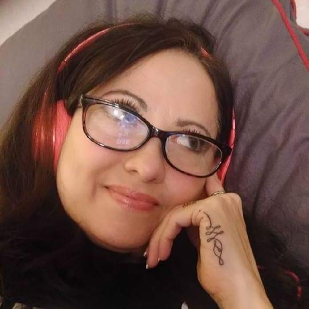 Meet your Posher, Maria